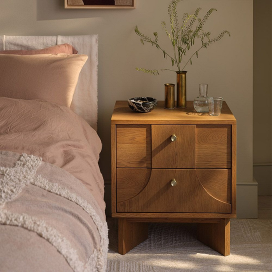 Rustic Mango Solid Wooden Modern Design Bedside In Honey Finish
